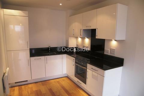 1 bedroom apartment to rent - The Quays, Chatham Maritime