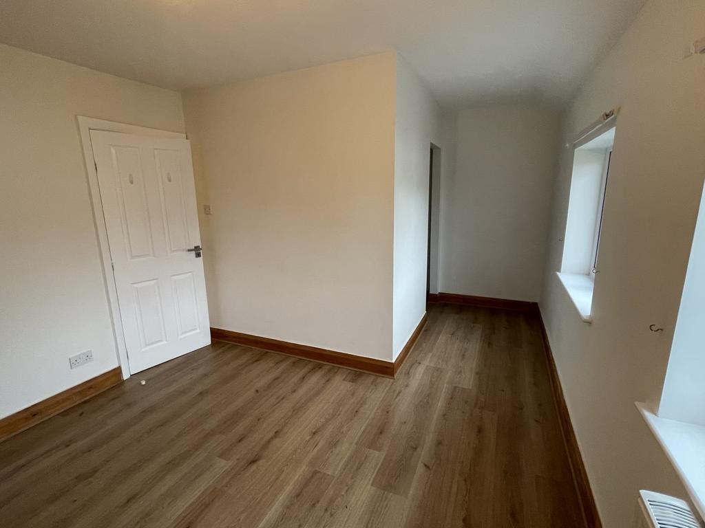 9413 ef70 0665 4 c32 8 d4 a 04 a63 cb460 fb