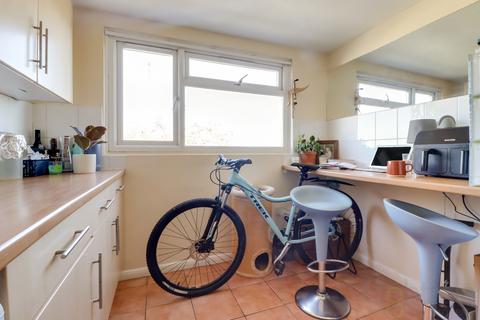 1 bedroom flat to rent, Hamilton Road, Brighton
