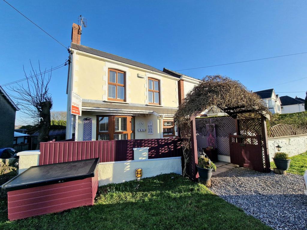 Penyrheol, Penyfai, Bridgend County. CF31 4ND 4 bed detached house