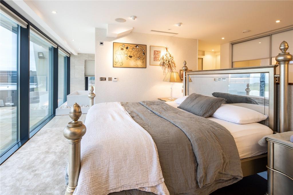 Principal Bedroom