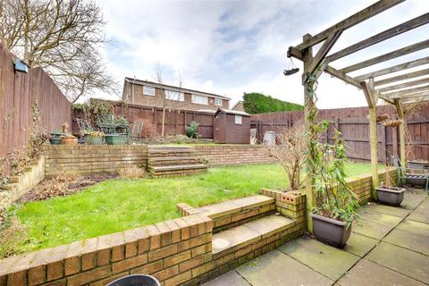 17 Clockburnsyde Close, Whickham, Newcastle Upon Tyne, NE16 5UR