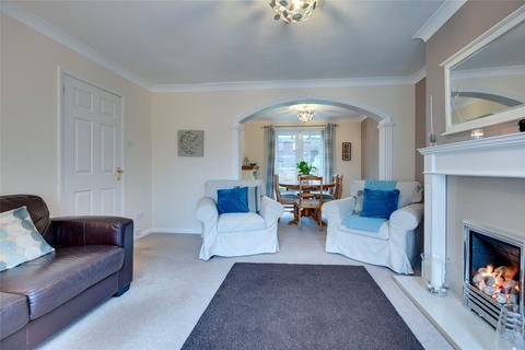 17 Clockburnsyde Close, Whickham, Newcastle Upon Tyne, NE16 5UR