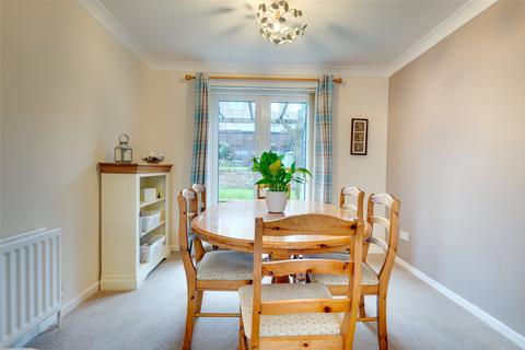 17 Clockburnsyde Close, Whickham, Newcastle Upon Tyne, NE16 5UR