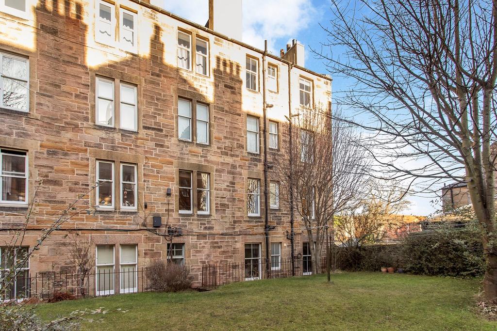 Canaan Lane, Edinburgh, EH10 2 bed flat £285,000