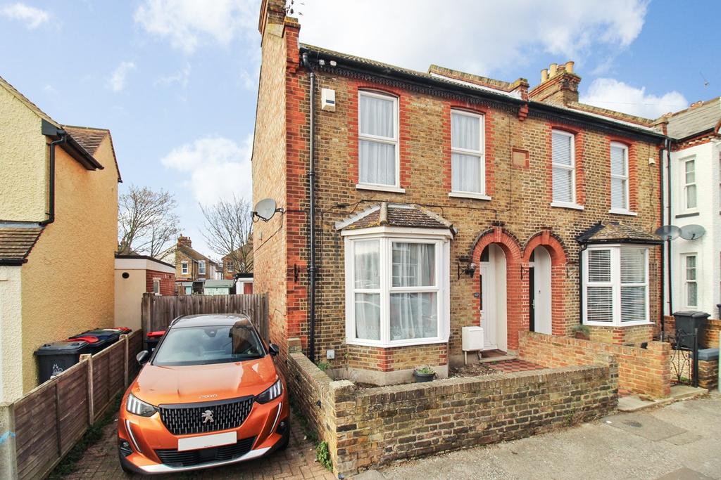 Stanley Road, Herne Bay, CT6 3 bed end of terrace house £360,000