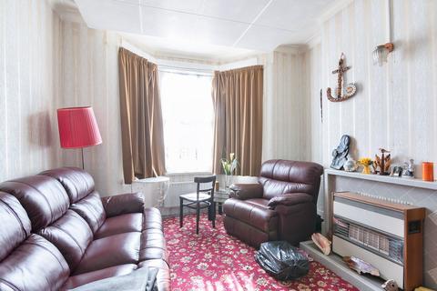 3 bedroom terraced house for sale, Shelley Avenue, Manor Park, London, E12