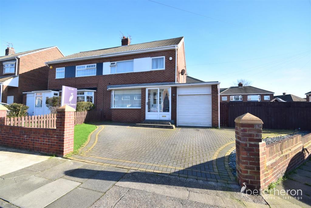 Broadmayne Avenue, High Barnes, Sunderland 3 bed semidetached house