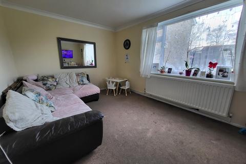 1 bedroom flat for sale, Ely Close, Hatfield, AL10