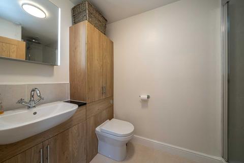14 Halwick Close, Hemel Hempstead, HP1 1XG
