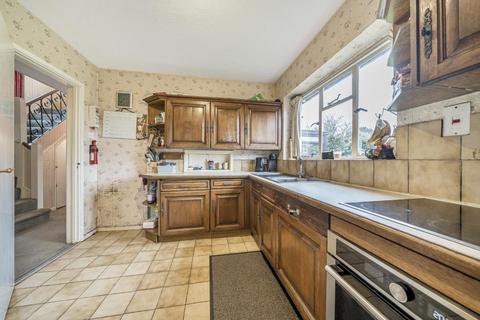 Sorbie Coldharbour Road, Woking, GU22 8SP
