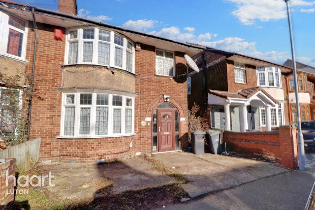 St Ethelbert Avenue, Luton 3 bed semidetached house for sale £335,000