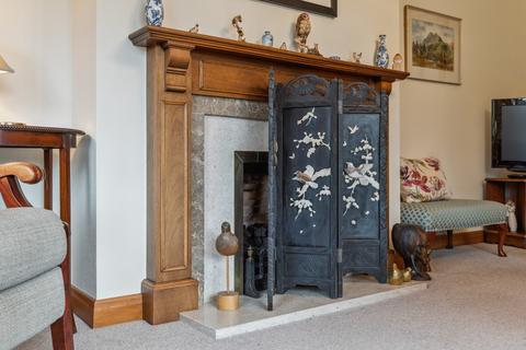 2 Heughfield Place, Bridge Of Earn, Perth, PH2 9DT