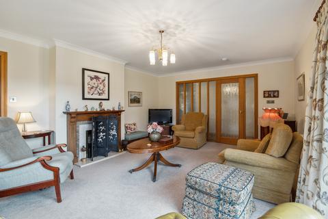 2 Heughfield Place, Bridge Of Earn, Perth, PH2 9DT