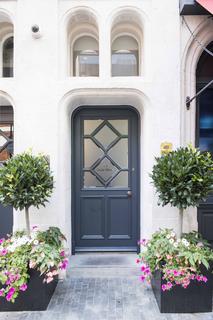 2 bedroom flat to rent, Duke Street, Mayfair, London, W1K