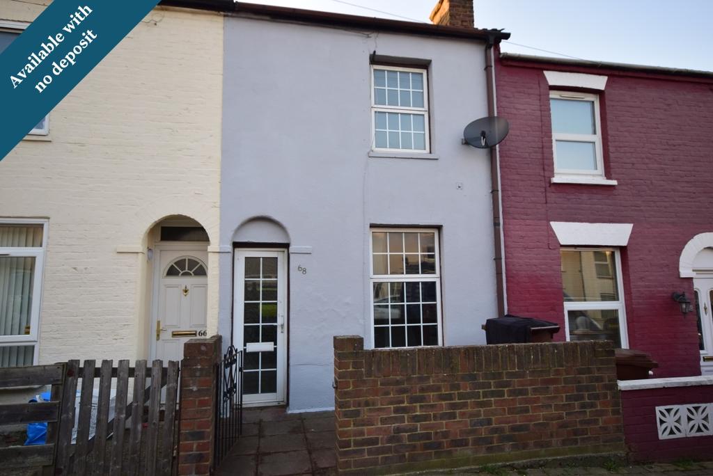 Gardiner Street Gillingham ME7 2 bed terraced house £1,000 pcm (£231 pw)