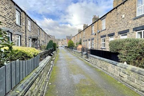 2 bedroom end of terrace house to rent, Greenwood Terrace, Barnsley, S70