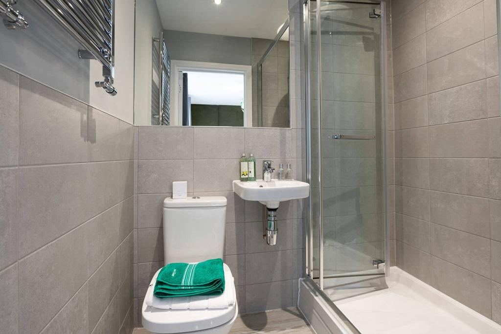 Your en suite will look as smart as our show...