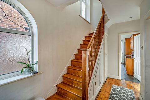 51 Birkdale Avenue, Pinner, HA5 5SG