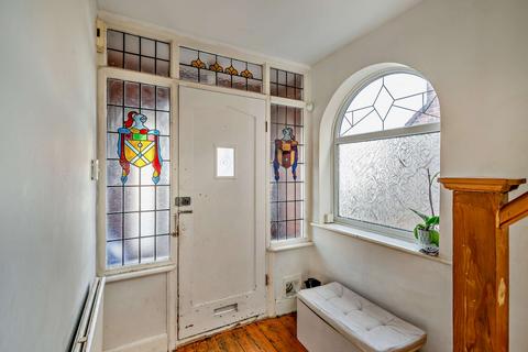 51 Birkdale Avenue, Pinner, HA5 5SG