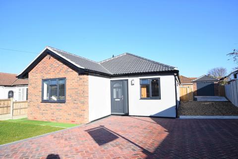 3 bedroom detached bungalow for sale - Holland on Sea