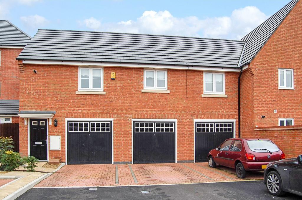 Lingwell Park, Widnes, WA8 9YP 2 bed apartment £850 pcm (£196 pw)