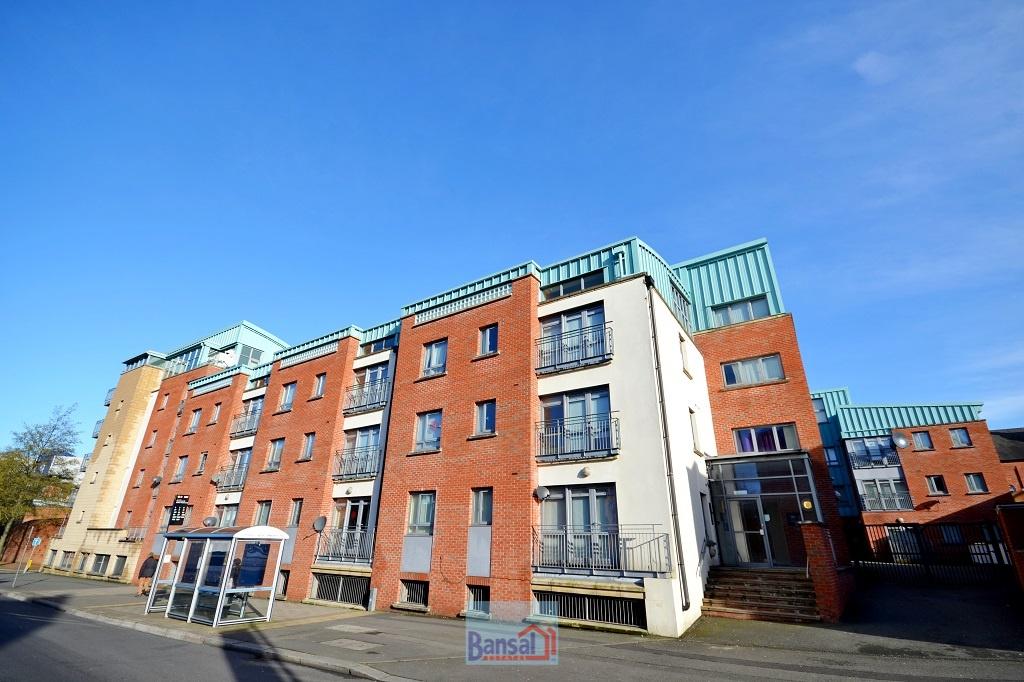 Beauchamp House, Greyfriars Road, Coventry CV1 2 bed flat £1,000 pcm
