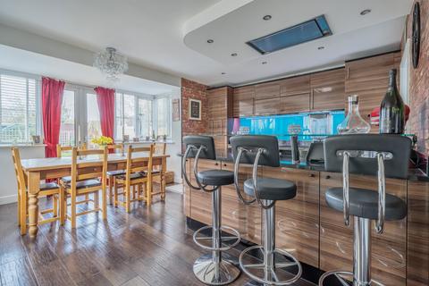 25 Byre Close, Cricklade, Swindon, SN6 6HH