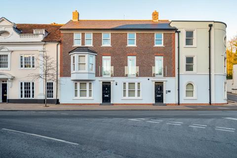 High Wycombe,  Buckinghamshire,  HP11