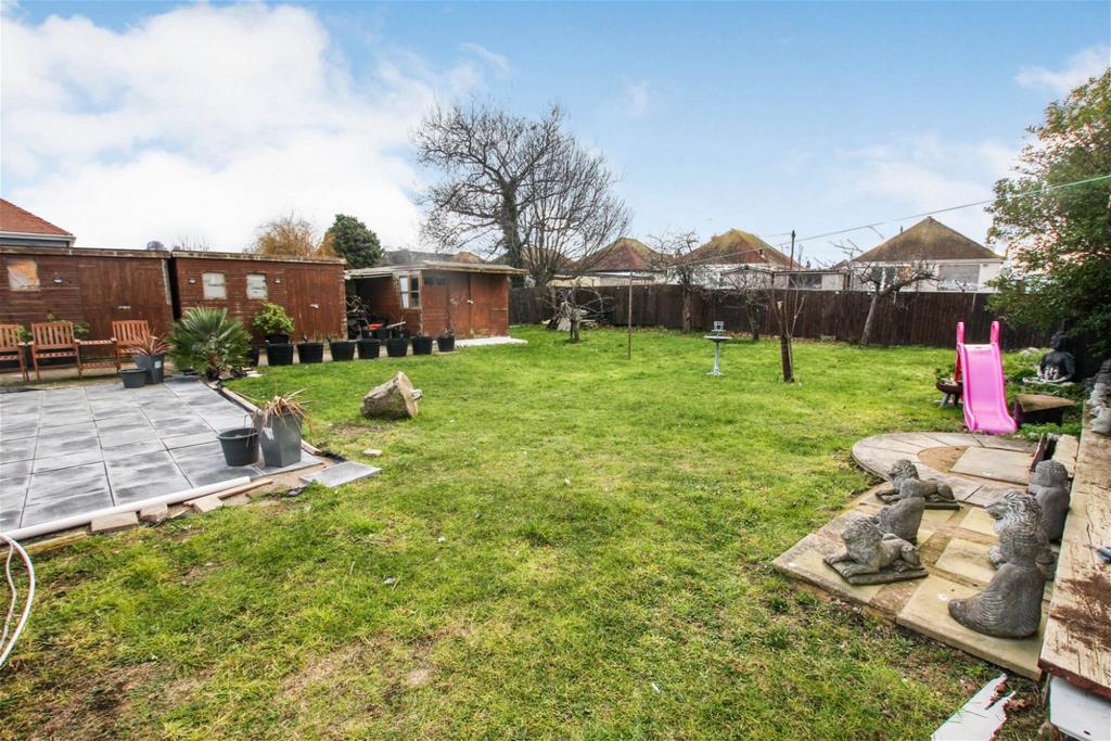 6 Ceg Y Ffordd, Prestatyn, Denbighshire LL19 7YE 3 bed bungalow for