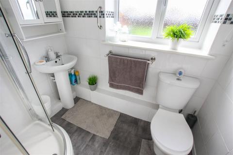 6 Ceg Y Ffordd, Prestatyn, LL19 7YE