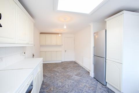 30 Lowfield Road, London, W3 0AY