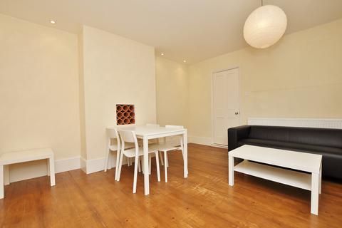 3 bedroom apartment to rent, Recreation Road, Guildford, Surrey, GU1