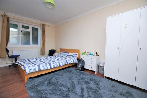 undefined, Southway, Guildford, Surrey, GU2