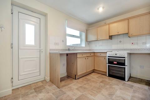 2 bedroom semi-detached house for sale, Guillemot Approach, Morley