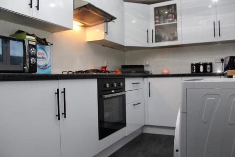 254 Braehead, Alexandria, G83 9NE