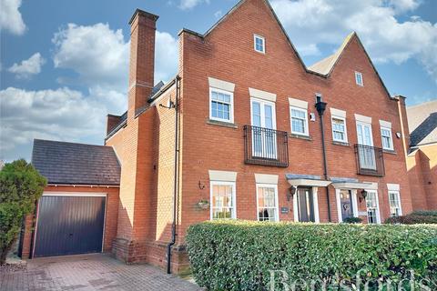 3 bedroom semi-detached house for sale - Burnell Gate, Chelmsford, CM1