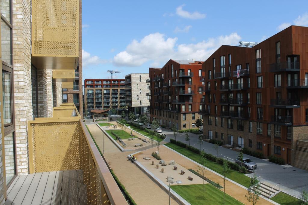 Greenland Place, Nyland Court, Surrey Quays SE8 1 bed apartment £