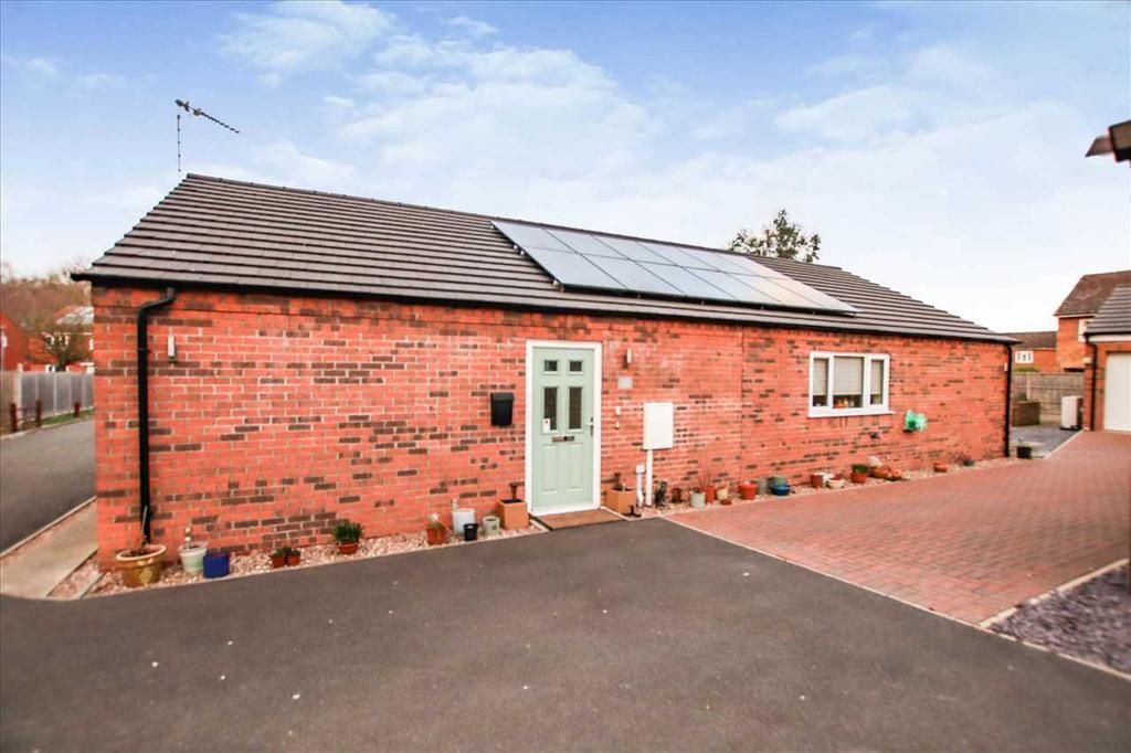 Cheshire Lane, Witham St. Hughs, Lincoln 3 bed bungalow £340,000