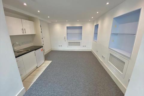 Office to rent, 1st & 2nd Floors 33 Warple Mews, Acton, London, W3 0RX