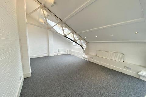 Office to rent, 1st & 2nd Floors 33 Warple Mews, Acton, London, W3 0RX