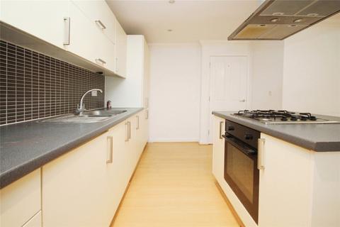 2 bedroom apartment to rent, Roberts Place, Dagenham, RM10