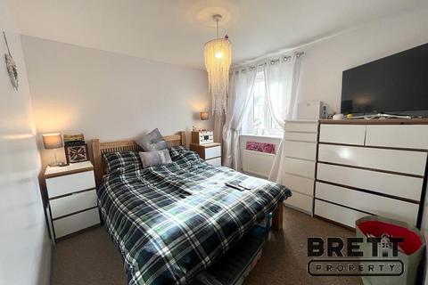 47 Castleton Grove, Haverfordwest, SA62 4AF