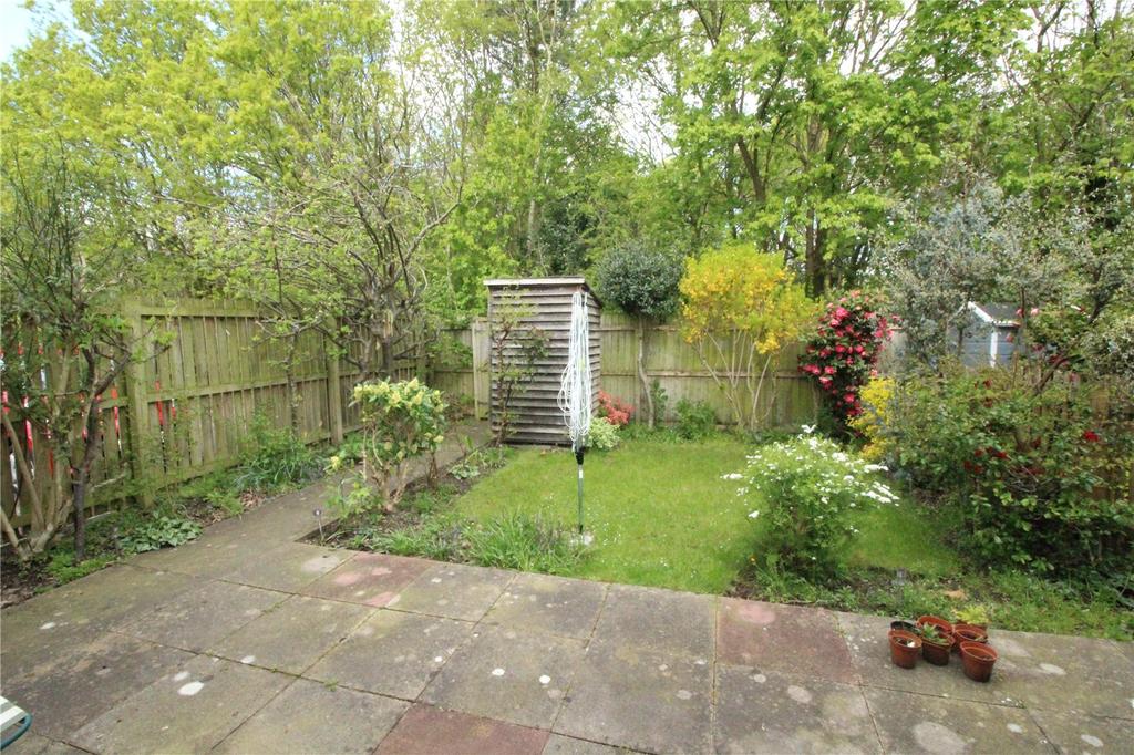 Foxwist, Northgate Village, Chester, CH2 1 bed flat £155,000