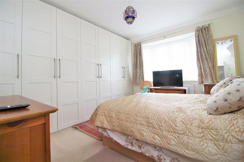 undefined, Barton Drive, Barton On Sea, Hampshire, BH25