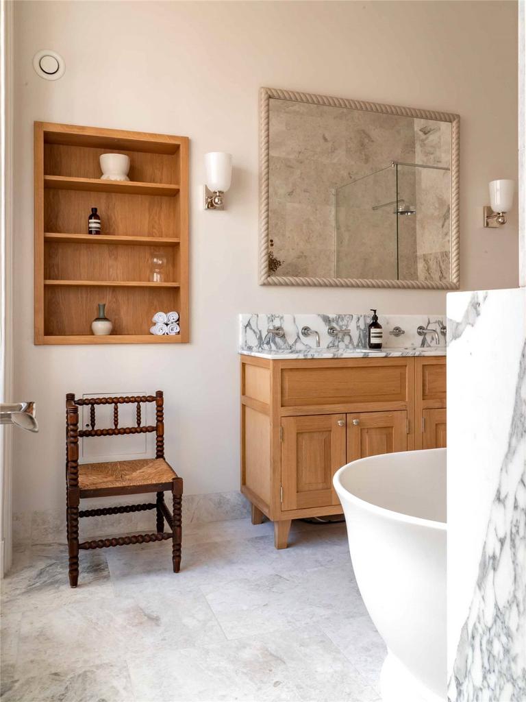 Principal Ensuite