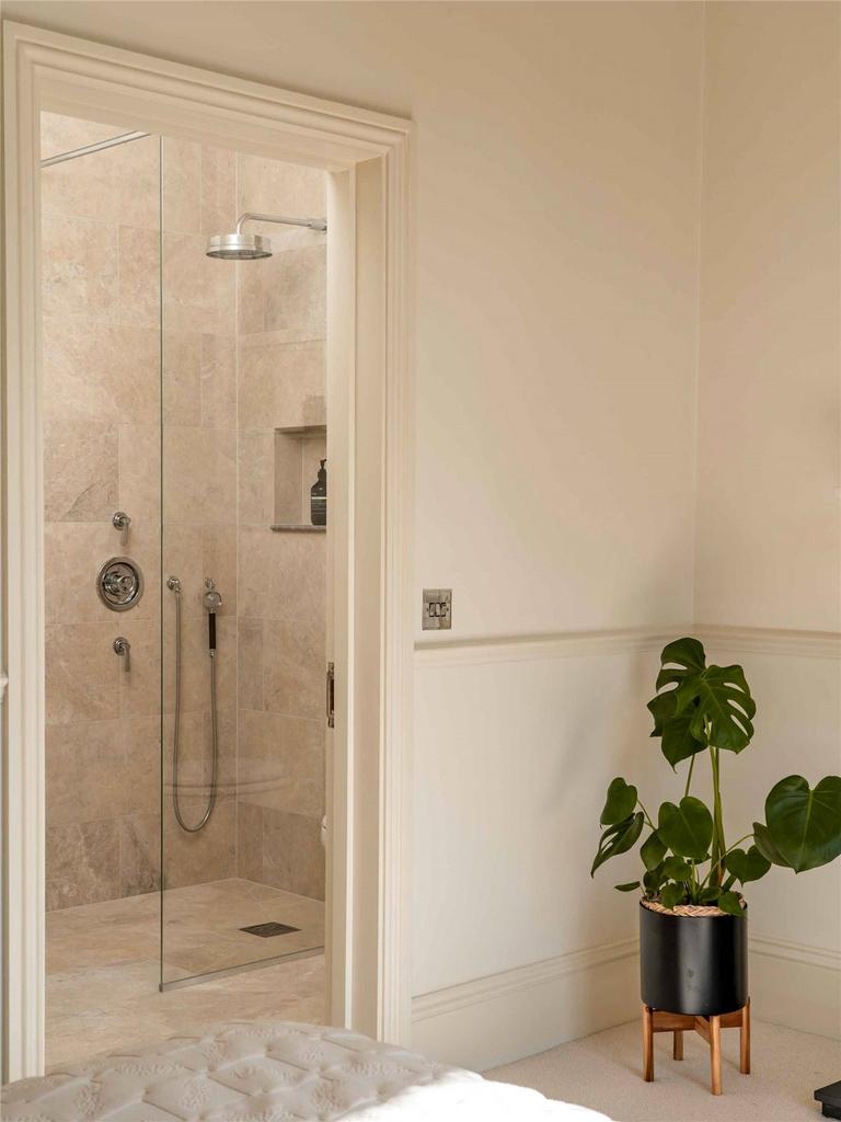 Shower Ensuite