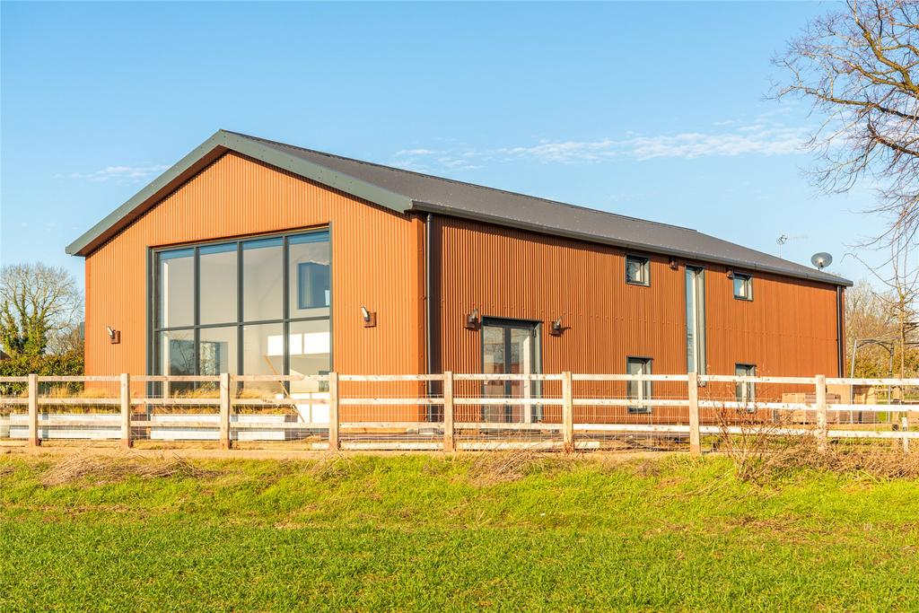 Wilstead Hill, Haynes, Bedford, Bedfordshire, MK45 6 bed barn