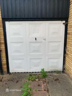 Garage to rent, Erith Court, Purfleet-on-Thames RM19
