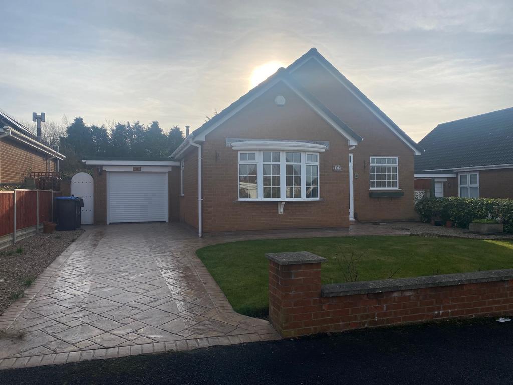 Knaresborough Avenue, MartoninCleveland TS7 1 bed detached bungalow